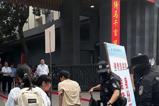 交通堵塞！博主：武汉三镇大巴堵在途中，15:30将战国安